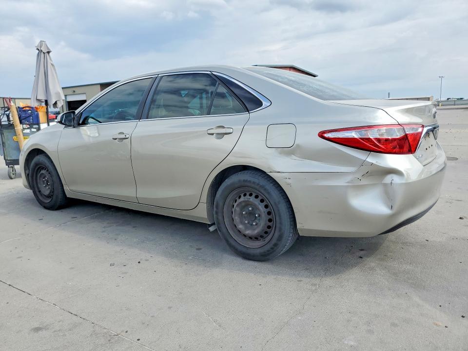 Photo 2 from auction – 2015 TOYOTA CAMRY with VIN 4T4BF1FK9FR445555