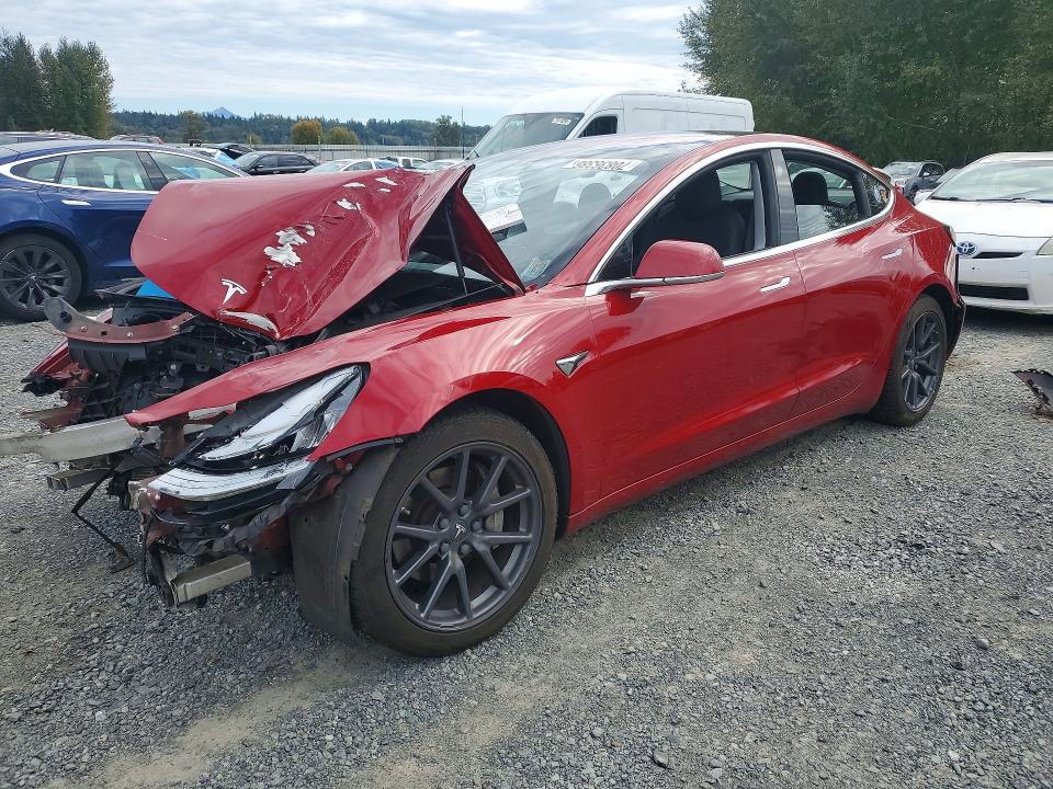 TESLA MODEL 3 2018 с VIN 5YJ3E1EB4JF104640 - Снимка от търг