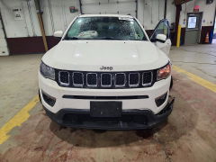 Photo 5 from auction – 2019 JEEP COMPASS with VIN 3C4NJDBB1KT600279