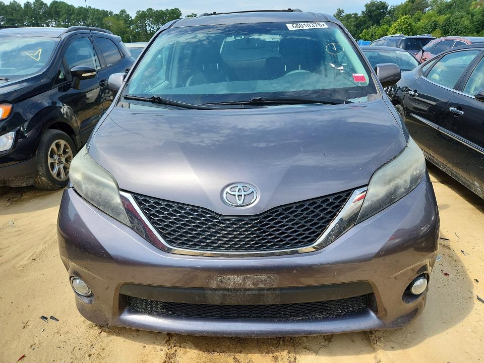 Photo 5 from auction – 2012 TOYOTA SIENNA with VIN 5TDXK3DC7CS259780