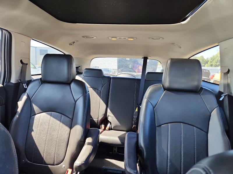 Photo 10 from auction – 2017 BUICK ENCLAVE with VIN 5GAKRBKD0HJ270220