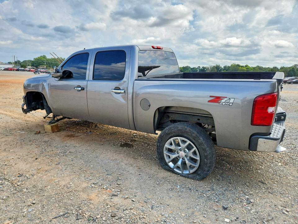 Снимка 2 от търг – 2013 CHEVROLET SILVERADO с VIN 3GCPKSE76DG125645