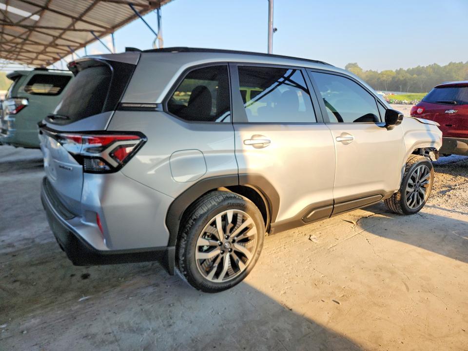 Photo 3 from auction – 2025 SUBARU FORESTER with VIN JF2SLDTC3SH449479