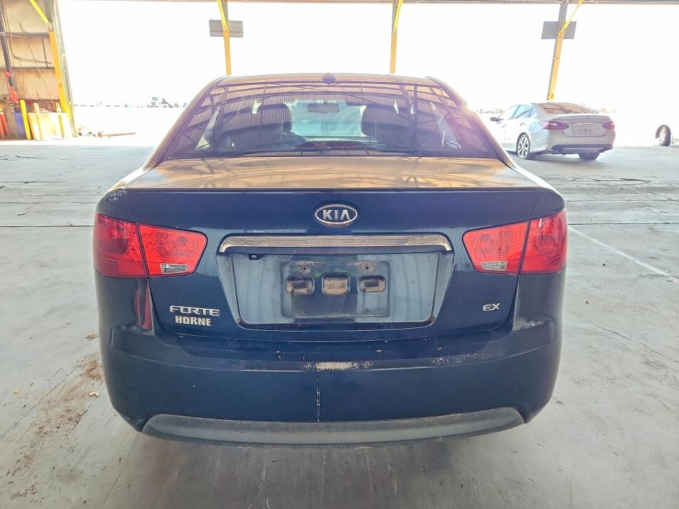Photo 6 from auction – 2013 KIA FORTE with VIN KNAFU4A20D5704288