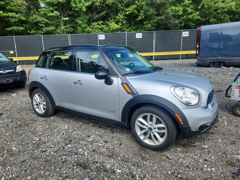 Zdjęcie 4 z aukcji – 2014 MINI COOPER z VIN WMWZC5C53EWP40999