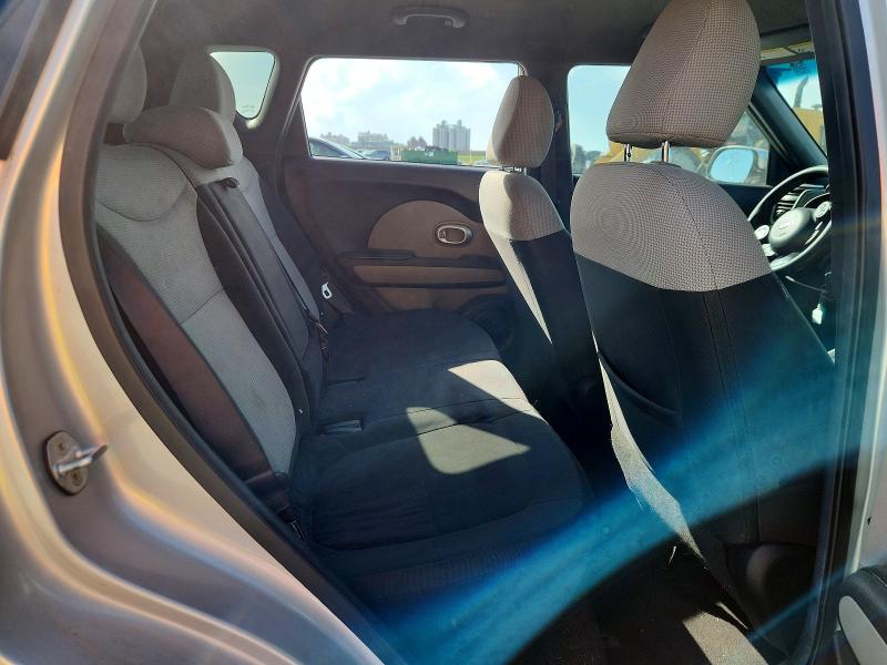 Photo 10 from auction – 2014 KIA SOUL with VIN KNDJN2A21E7744867