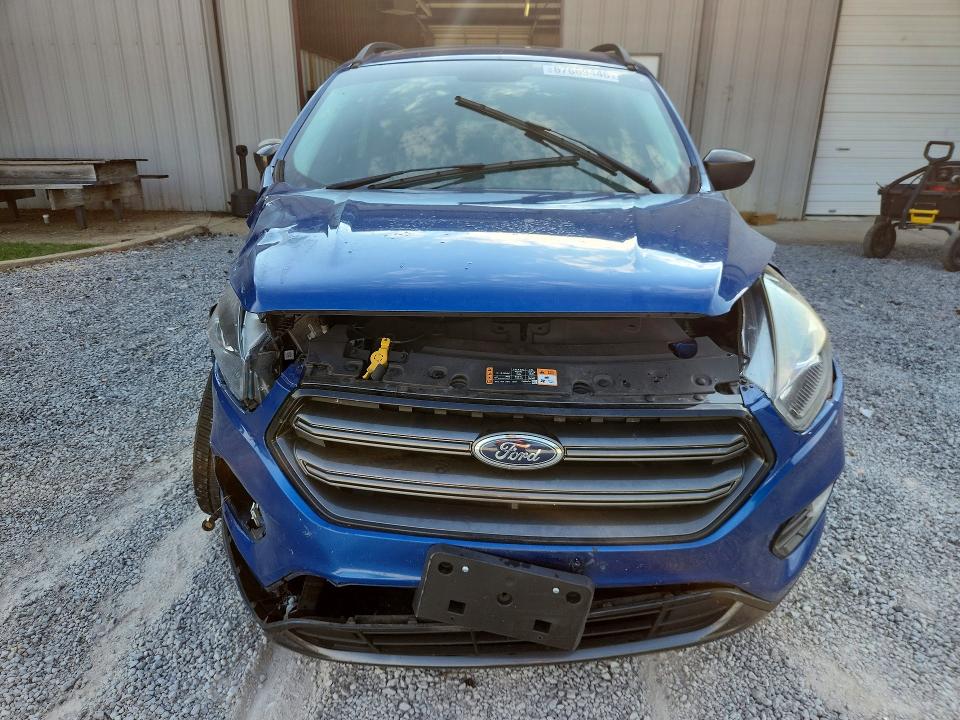 Photo 5 from auction – 2019 FORD ESCAPE with VIN 1FMCU9HD9KUC18202