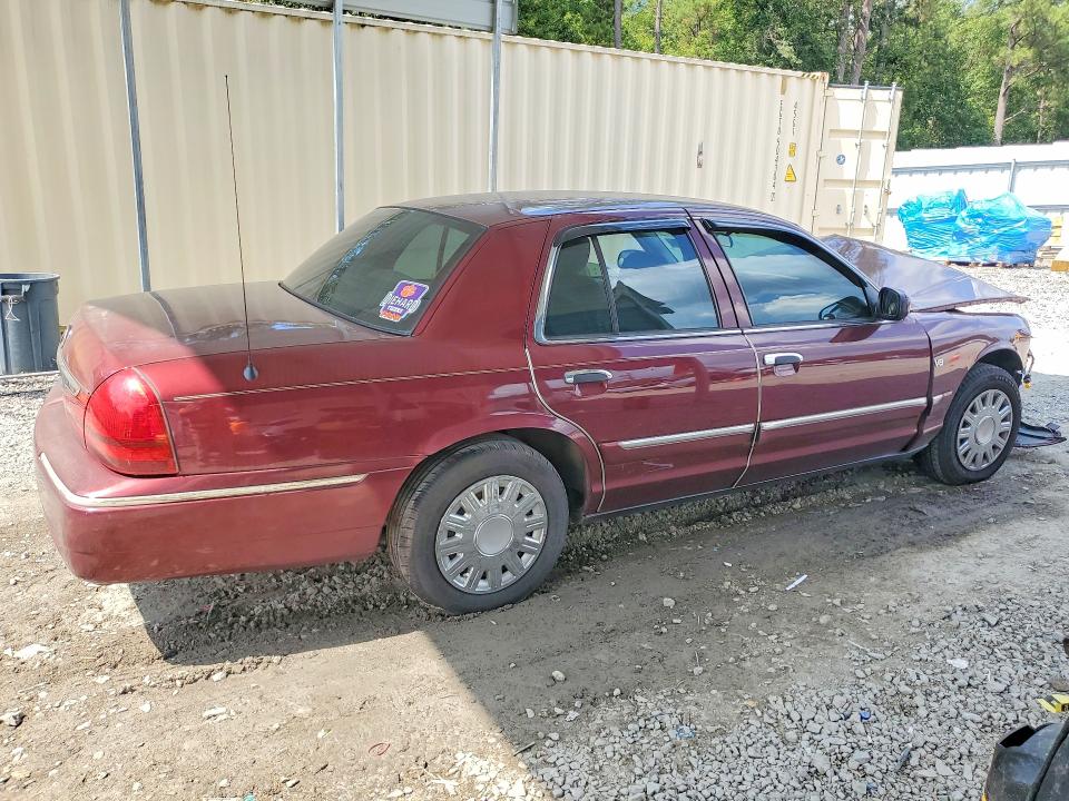 Снимка 3 от търг – 2005 MERCURY GRAND MARQUIS с VIN 2MEFM74W15X665129