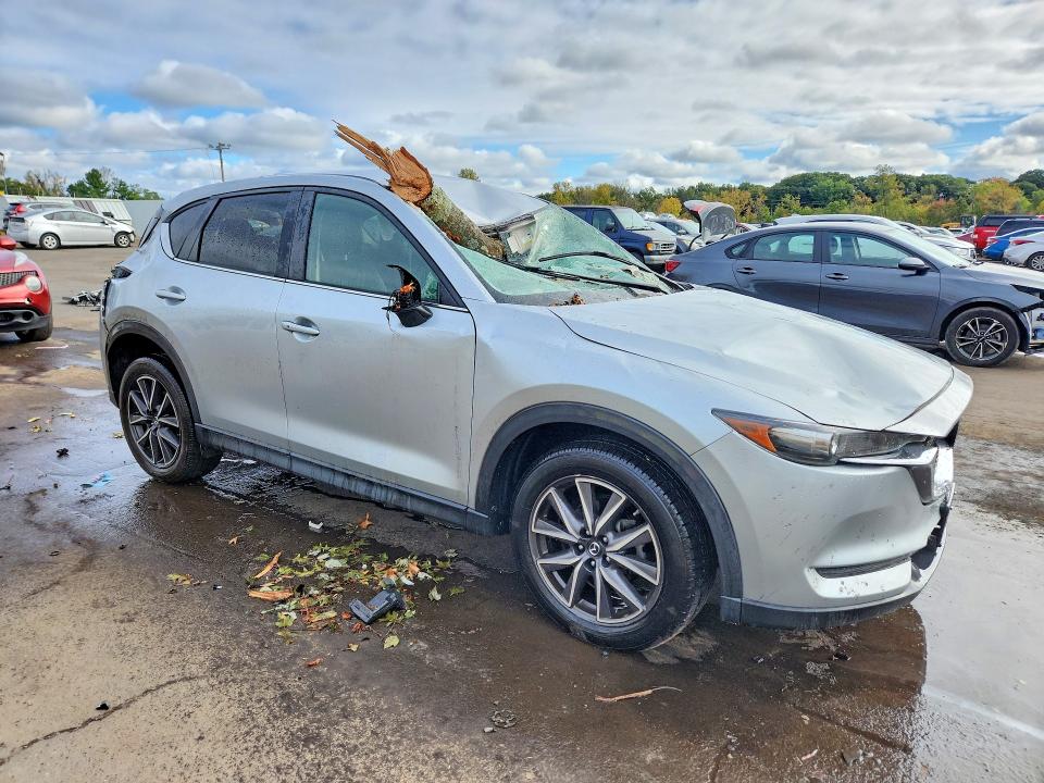 Foto 4 de la subasta – 2018 MAZDA CX-5 con VIN JM3KFBCM8J0435536