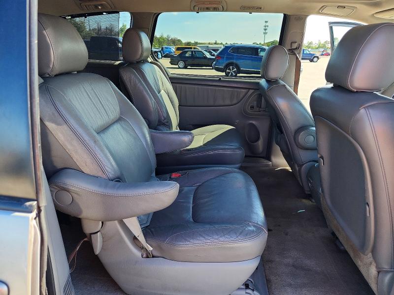 Снимка 11 от търг – 2007 TOYOTA SIENNA с VIN 5TDBK22C47S005831