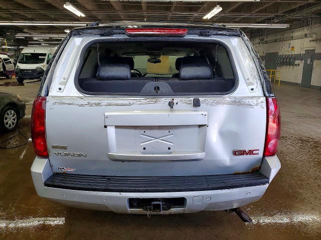 Photo 6 from auction – 2010 GMC YUKON with VIN 1GKUKCE04AR123369