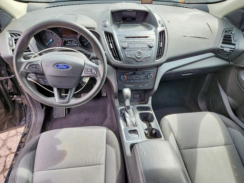 صورة رقم 8 من المزاد - 2017 FORD ESCAPE مع VIN 1FMCU0GD0HUA11994