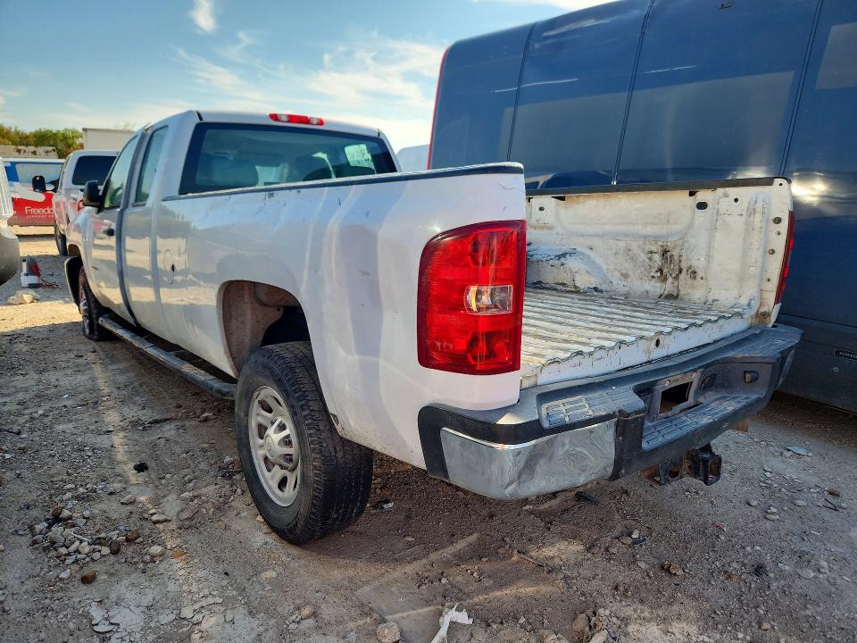 Photo 2 from auction – 2013 CHEVROLET SILVERADO with VIN 1GC2CVC81DZ382829
