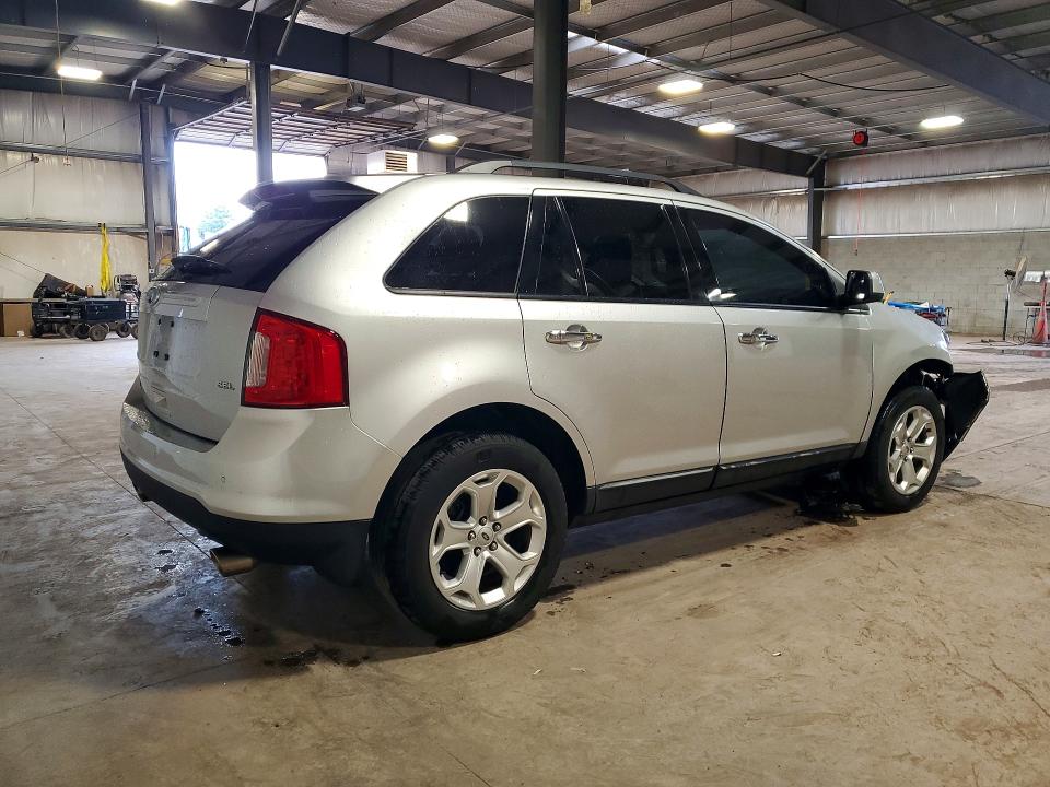 Снимка 3 от търг – 2011 FORD EDGE с VIN 2FMDK3JC9BBA21691