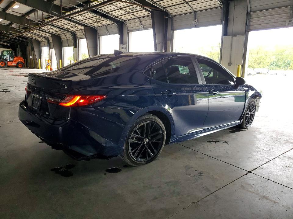 Photo 3 from auction – 2025 TOYOTA CAMRY with VIN 4T1DAACK5SU030541