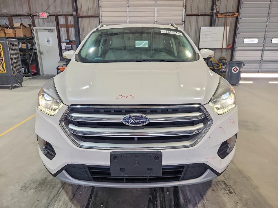 Снимка 5 от търг – 2017 FORD ESCAPE с VIN 1FMCU0J99HUA81479