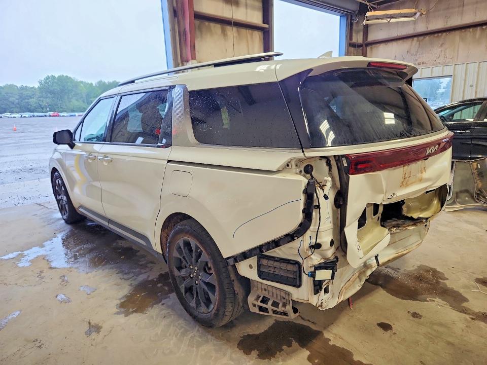 Снимка 2 от търг – 2023 KIA CARNIVAL с VIN KNDNE5H36P6219037
