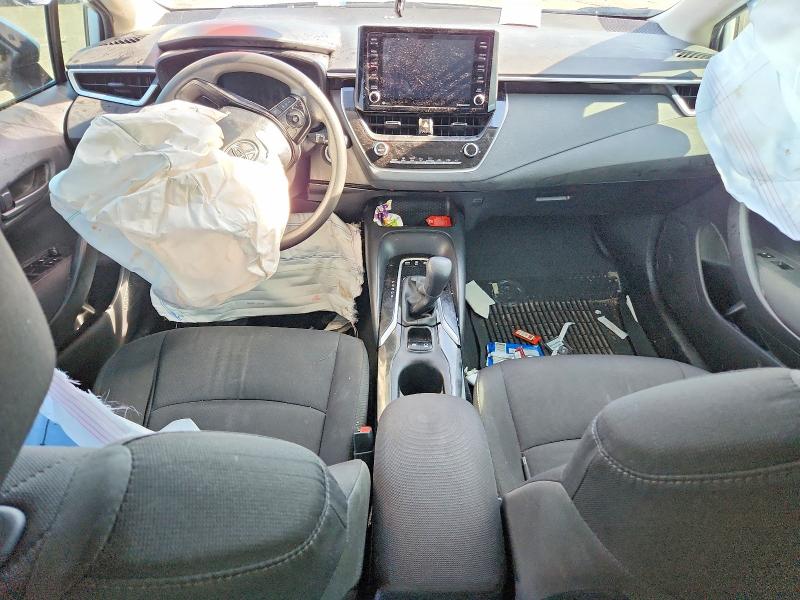 Фото 8 с аукциона – 2022 TOYOTA COROLLA с VIN JTDEAMDE3NJ051686
