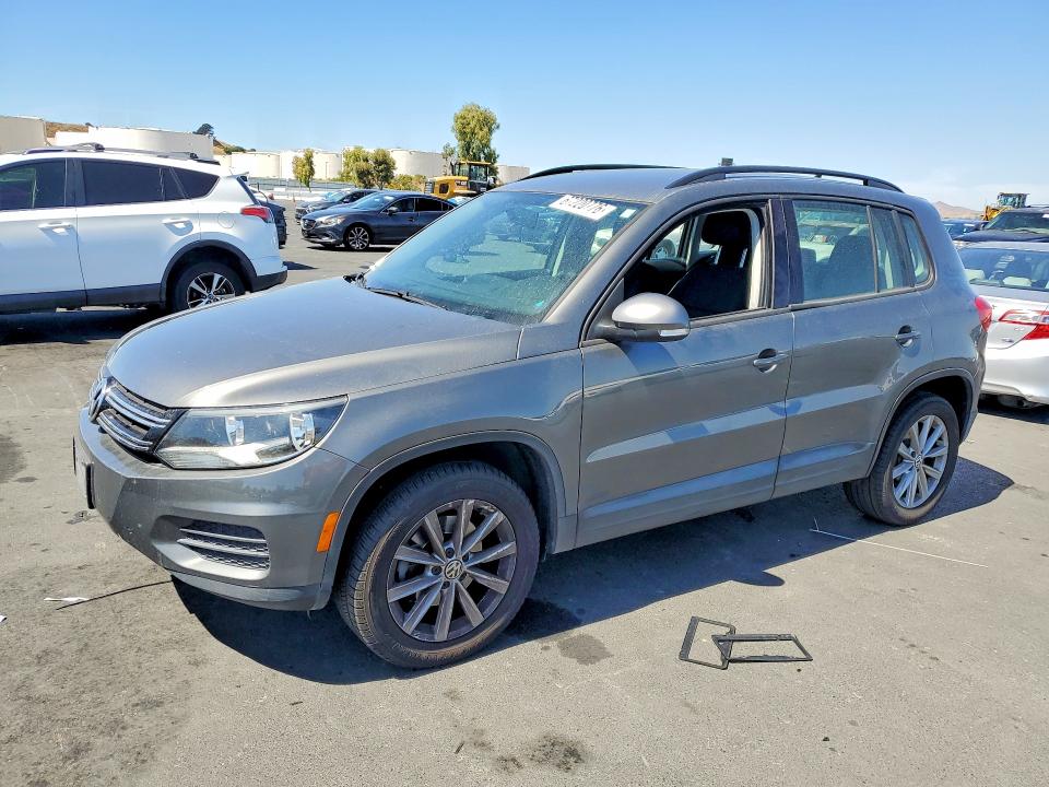 2018 VOLKSWAGEN TIGUAN LIMITED - Търг №67220776