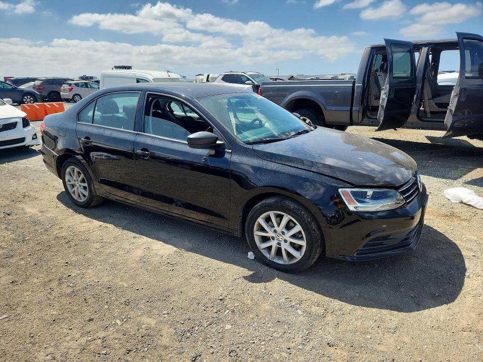 Снимка 4 от търг – 2015 VOLKSWAGEN JETTA с VIN 3VWD17AJ9FM314893