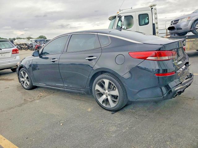 Photo 2 from auction – 2019 KIA OPTIMA with VIN 5XXGT4L34KG369819