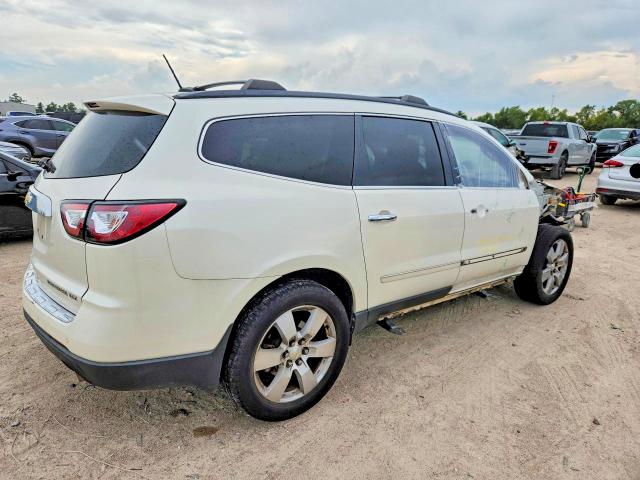 Photo 3 from auction – 2015 CHEVROLET TRAVERSE with VIN 1GNKRJKD4FJ322123