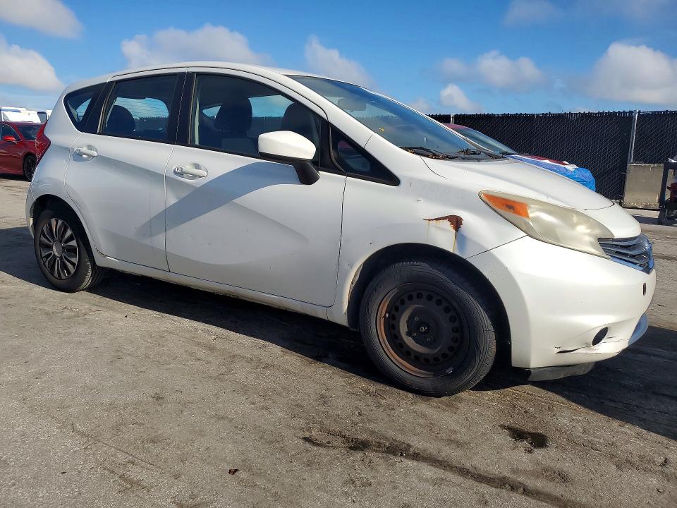 Photo 4 from auction – 2015 NISSAN VERSA NOTE with VIN 3N1CE2CP4FL362706