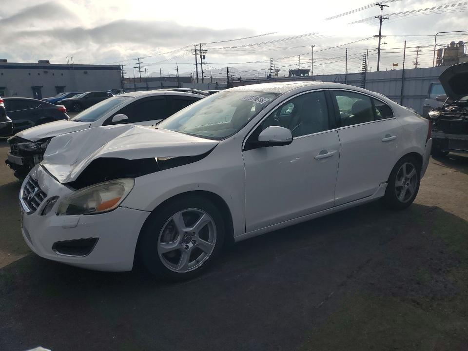 VOLVO S60 2013 with VIN YV1612FS9D1220551 - Photo from auction
