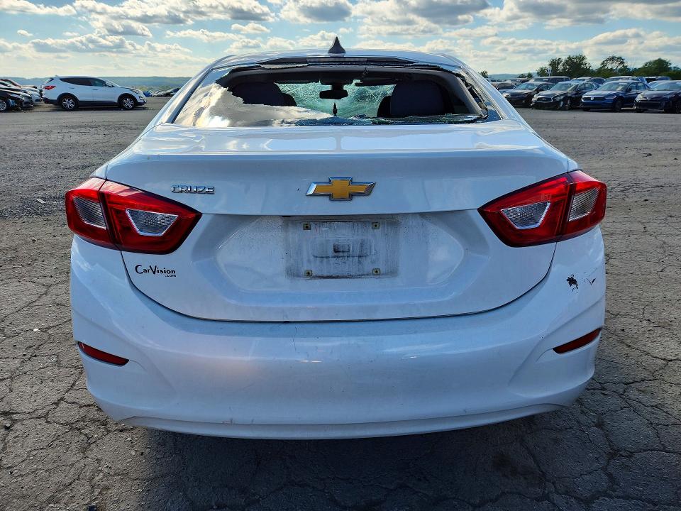 Снимка 6 от търг – 2018 CHEVROLET CRUZE с VIN 1G1BC5SM3J7226404