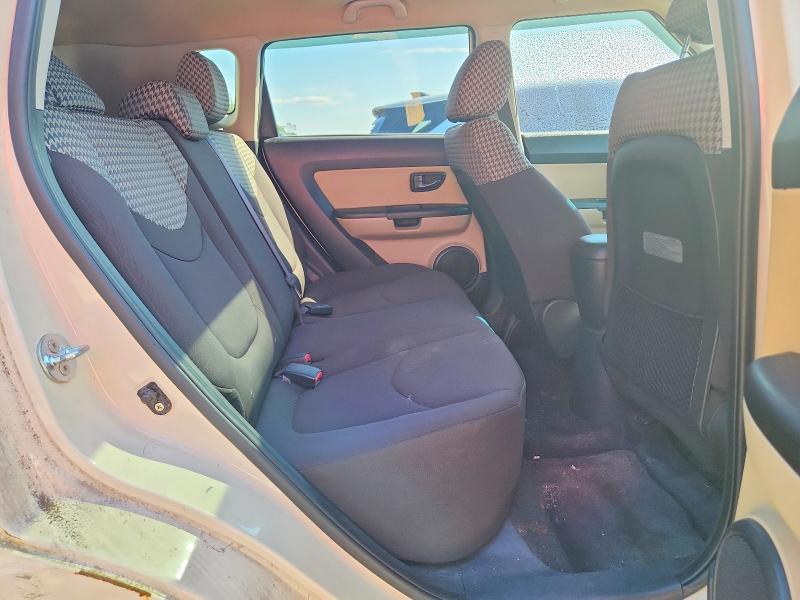 Photo 10 from auction – 2011 KIA SOUL with VIN KNDJT2A20B7729391