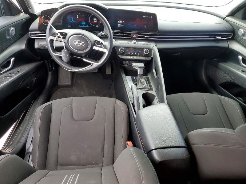 Снимка 8 от търг – 2024 HYUNDAI ELANTRA с VIN KMHLM4DG5RU848912