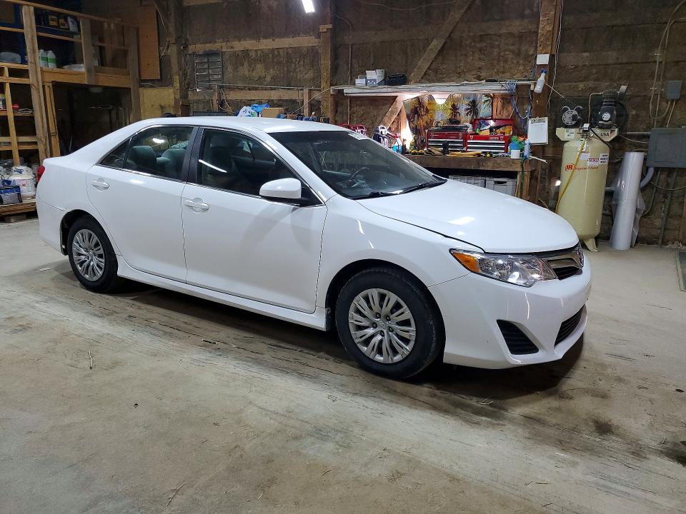 Photo 4 from auction – 2014 TOYOTA CAMRY with VIN 4T1BF1FKXEU433195