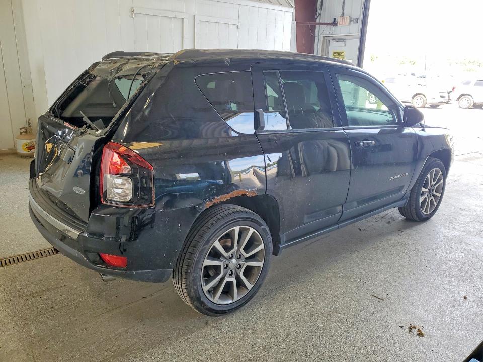 Zdjęcie 3 z aukcji – 2017 JEEP COMPASS z VIN 1C4NJDEB1HD163653