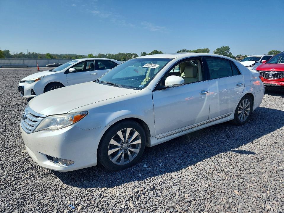 TOYOTA AVALON 2011 with VIN 4T1BK3DB1BU378920 - Photo from auction