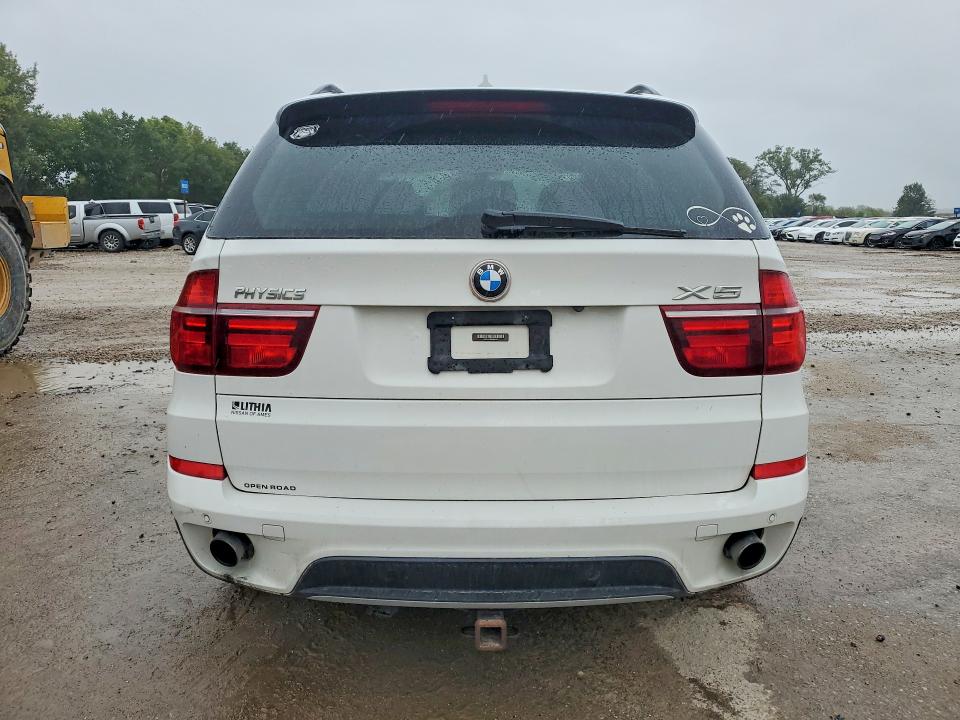 Photo 6 from auction – 2013 BMW X5 with VIN 5UXZV4C5XDL993081