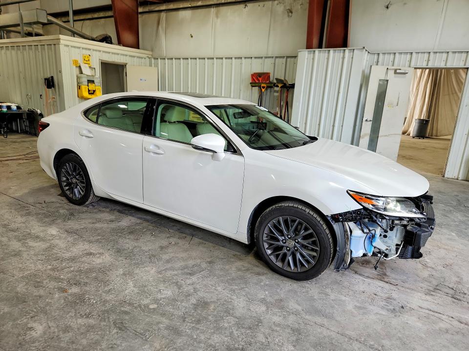 Zdjęcie 4 z aukcji – 2018 LEXUS ES z VIN 58ABK1GG8JU111177
