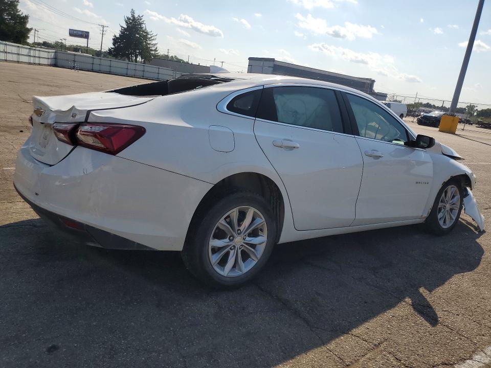 Photo 3 from auction – 2021 CHEVROLET MALIBU with VIN 1G1ZD5ST4MF066420