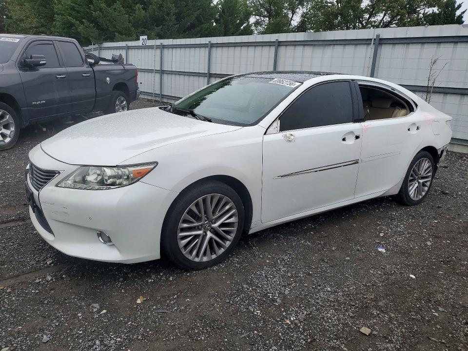 Фото 1 с аукциона – 2013 LEXUS ES с VIN JTHBK1GG7D2057543