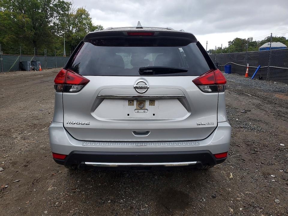 Photo 6 from auction – 2017 NISSAN ROGUE with VIN JN8AT2MV8HW020135