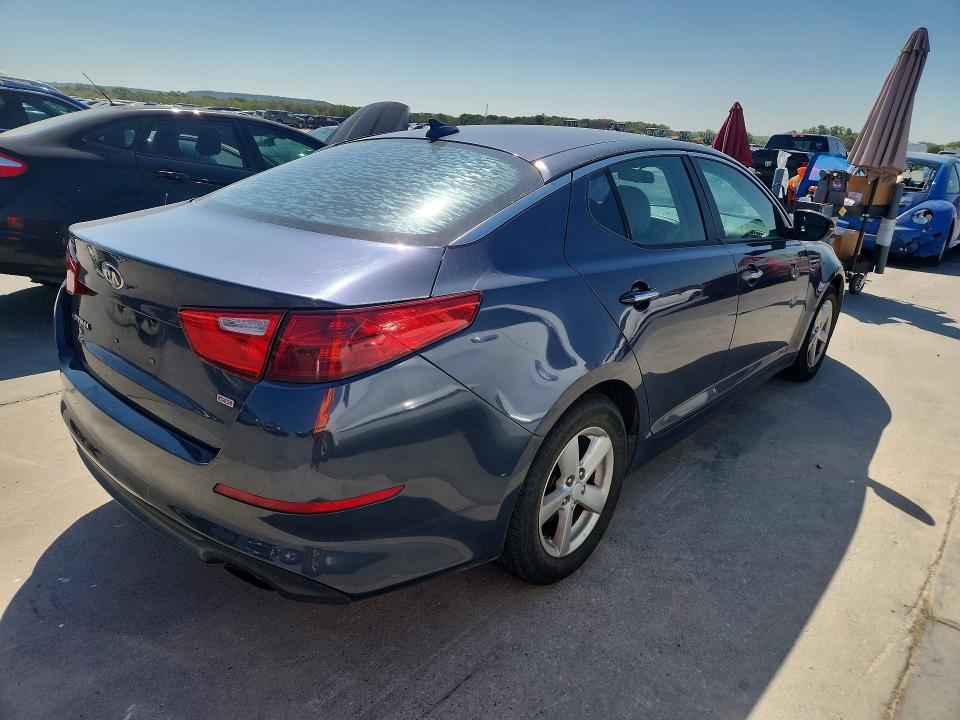 Снимка 3 от търг – 2015 KIA OPTIMA с VIN 5XXGM4A72FG412319