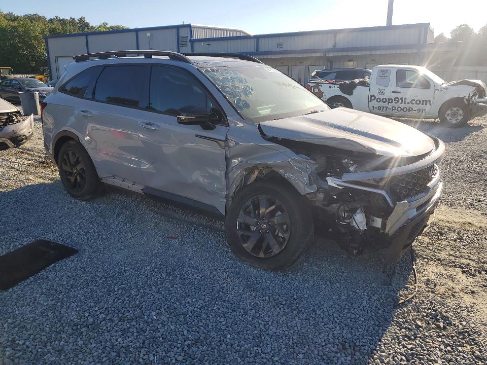Foto 4 de la subasta – 2023 KIA SORENTO con VIN 5XYRLDLC0PG205818