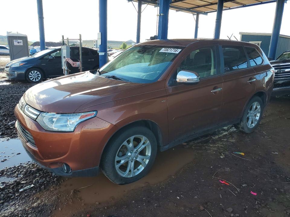 MITSUBISHI OUTLANDER 2014 with VIN JA4JZ4AX9EZ002369 - Photo from auction