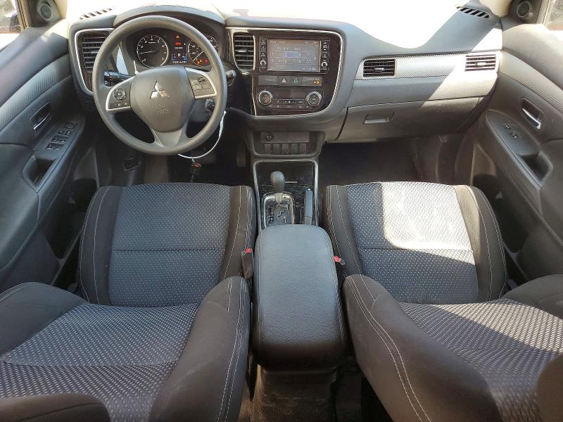 Photo 8 from auction – 2018 MITSUBISHI OUTLANDER with VIN JA4AD2A31JZ039992