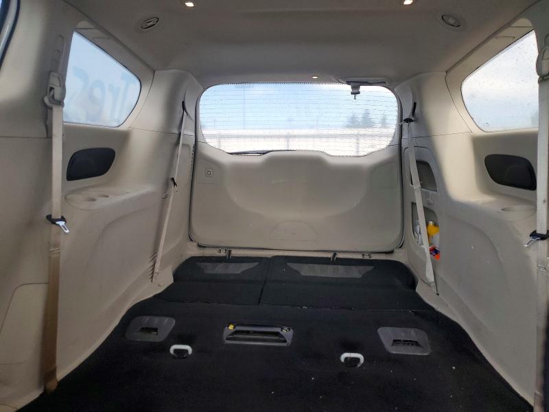 Foto 10 de la subasta – 2018 CHRYSLER PACIFICA con VIN 2C4RC1FG2JR339388