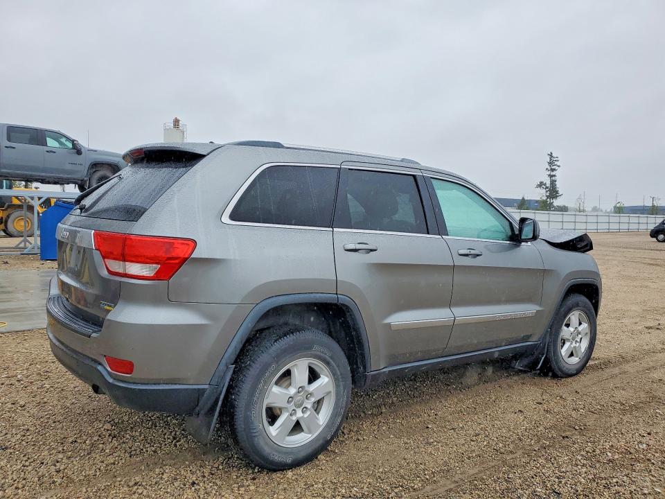 Снимка 3 от търг – 2012 JEEP GRAND CHEROKEE с VIN 1C4RJFAG2CC359422
