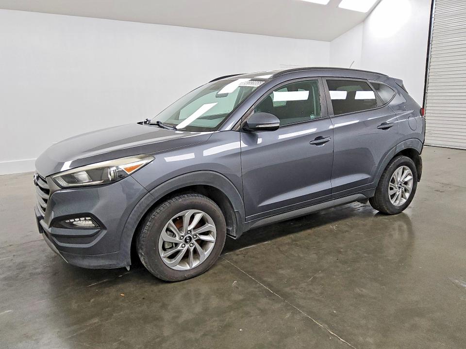 HYUNDAI TUCSON 2016 с VIN KM8J33A25GU182595 - Снимка от търг