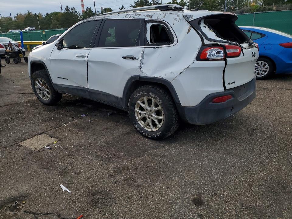 Photo 2 from auction – 2015 JEEP CHEROKEE with VIN 1C4PJMCB9FW645719