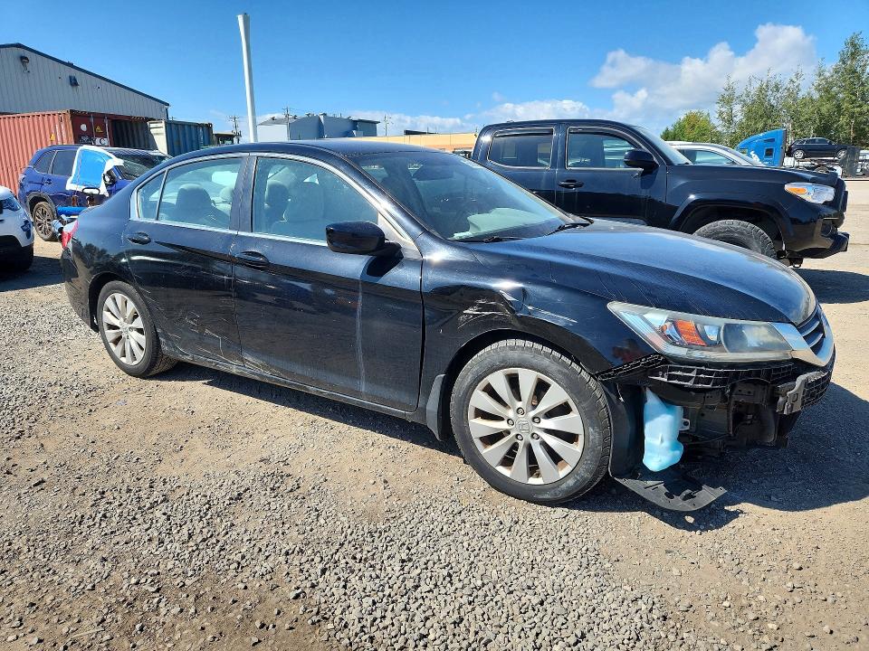 Photo 4 from auction – 2015 HONDA ACCORD with VIN 1HGCR2F36FA804579