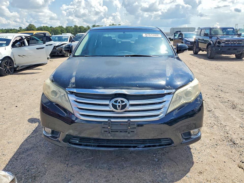Photo 5 from auction – 2012 TOYOTA AVALON with VIN 4T1BK3DBXCU452952