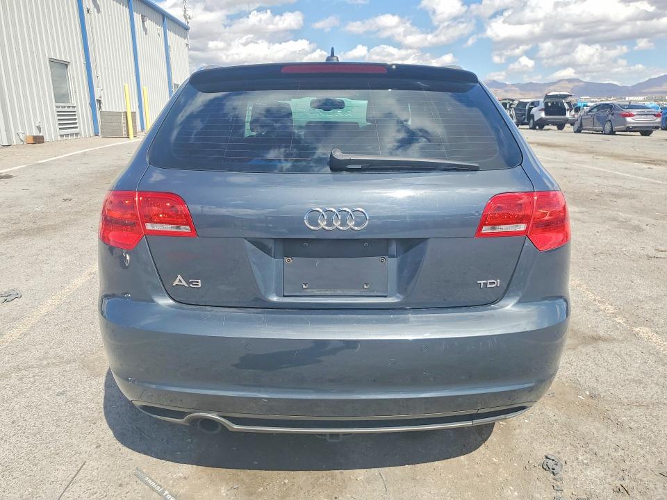 صورة رقم 6 من المزاد - 2013 AUDI A3 مع VIN WAUKJAFM4DA003728